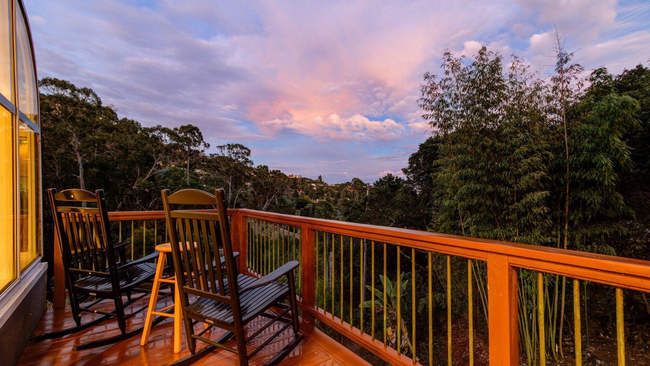 Photo of Patio Balcony in Country Club