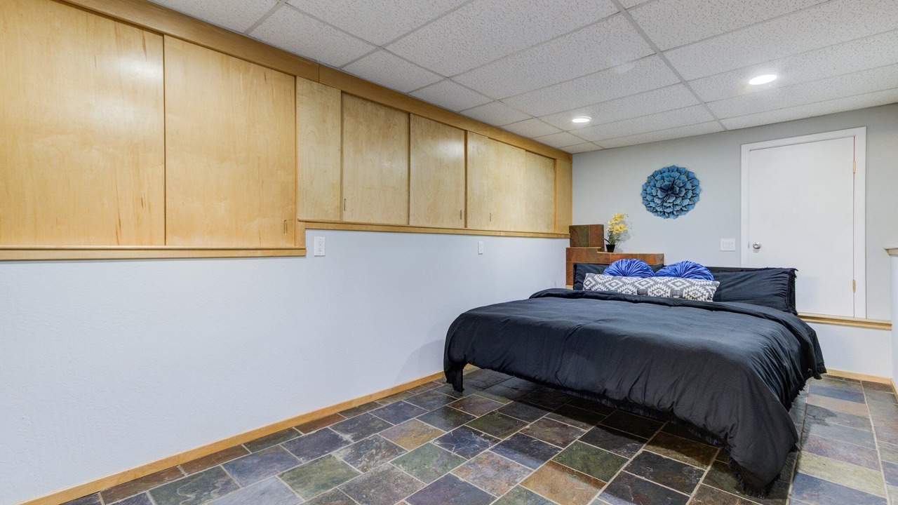 Photo of Bedroom in Country Club