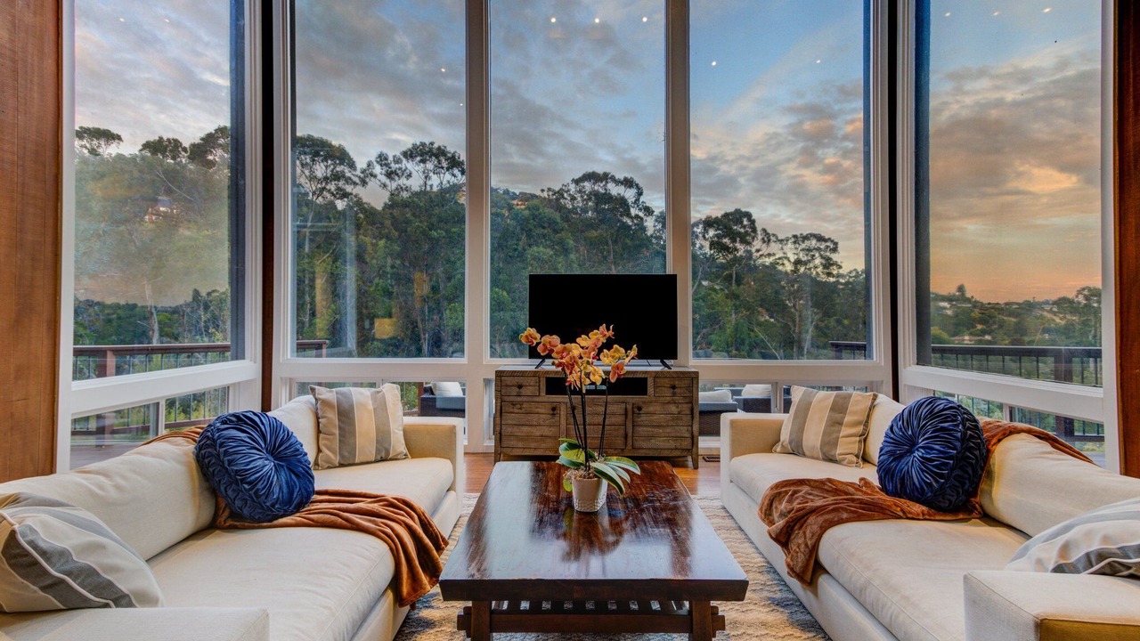 Photo of Livingroom in Country Club