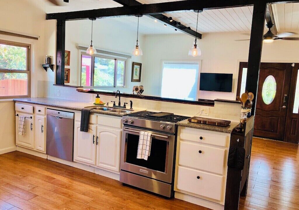 Photo of Kitchen in Park Mesa Heights