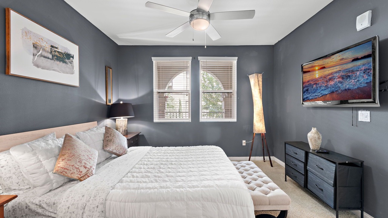 Photo of Bedroom in Laguna Niguel