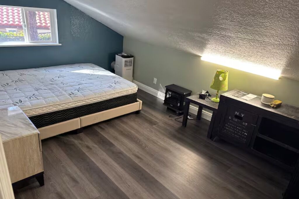 Photo of Bedroom in Rowland Heights