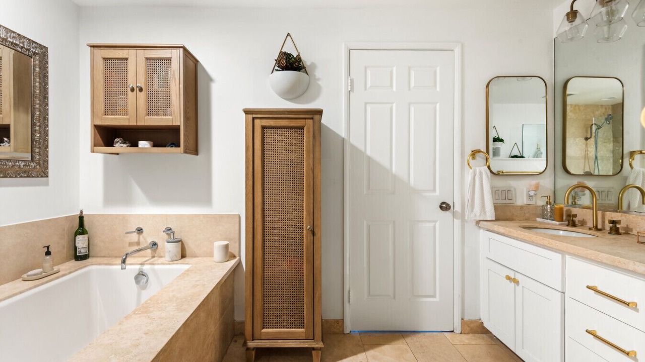 Photo of Bathroom in Ocean Park