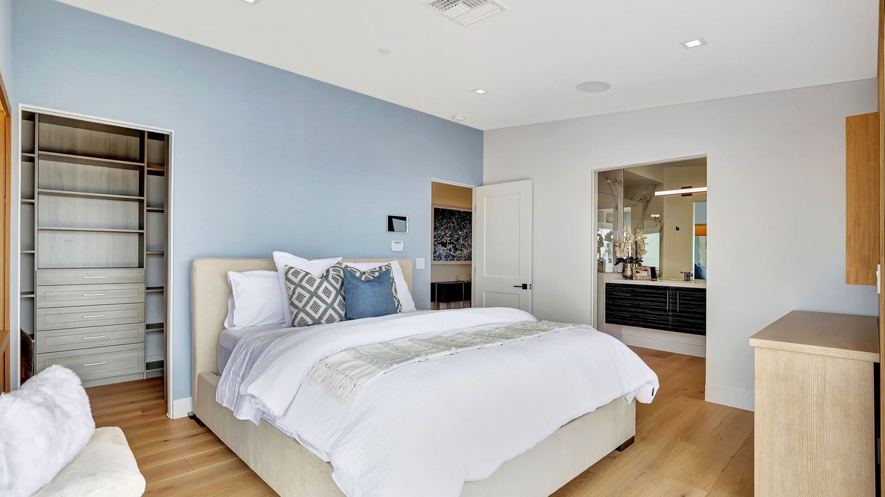Photo of Bedroom in Western Malibu