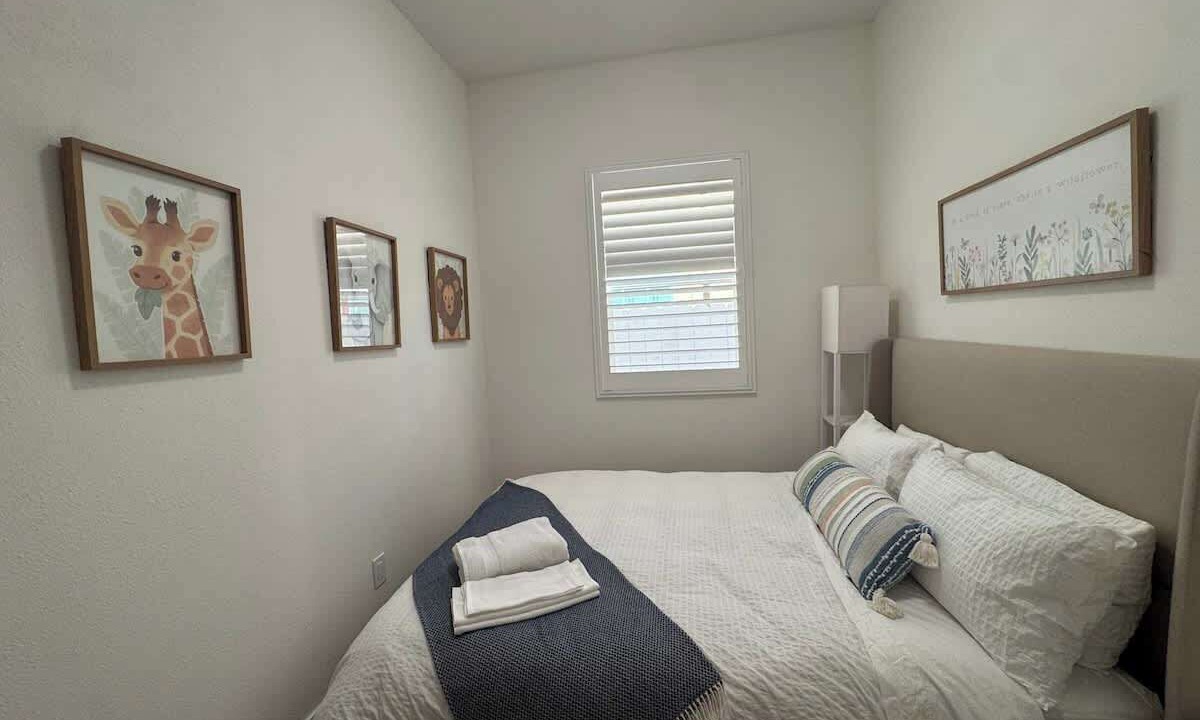 Photo of Bedroom in Compton