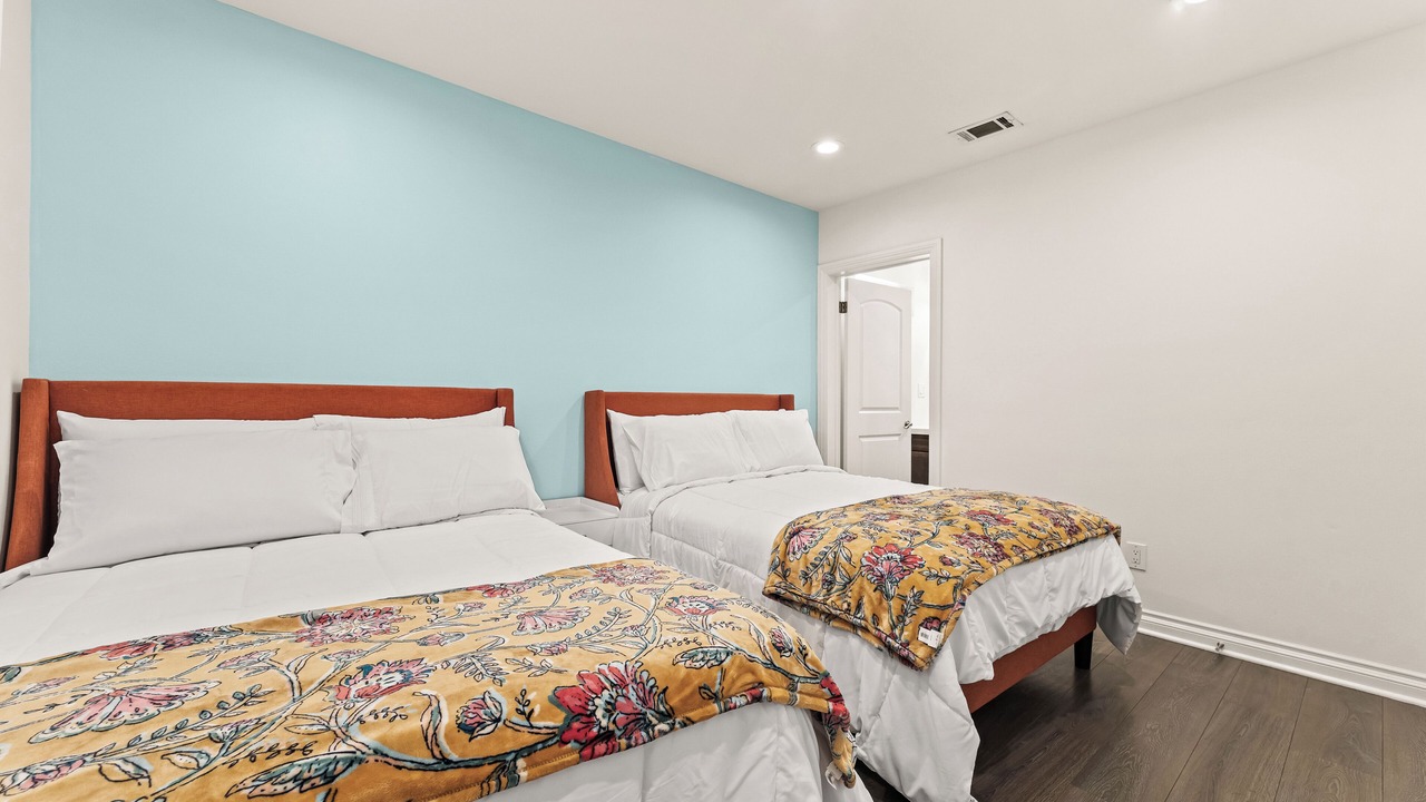 Photo of Bedroom in Los Angeles