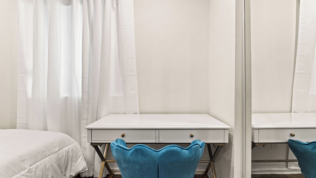 Photo of Bedroom in Los Angeles