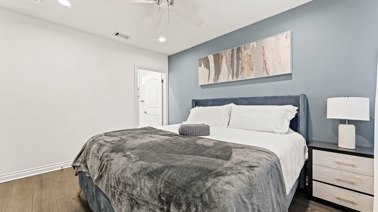 Photo of Bedroom in Los Angeles