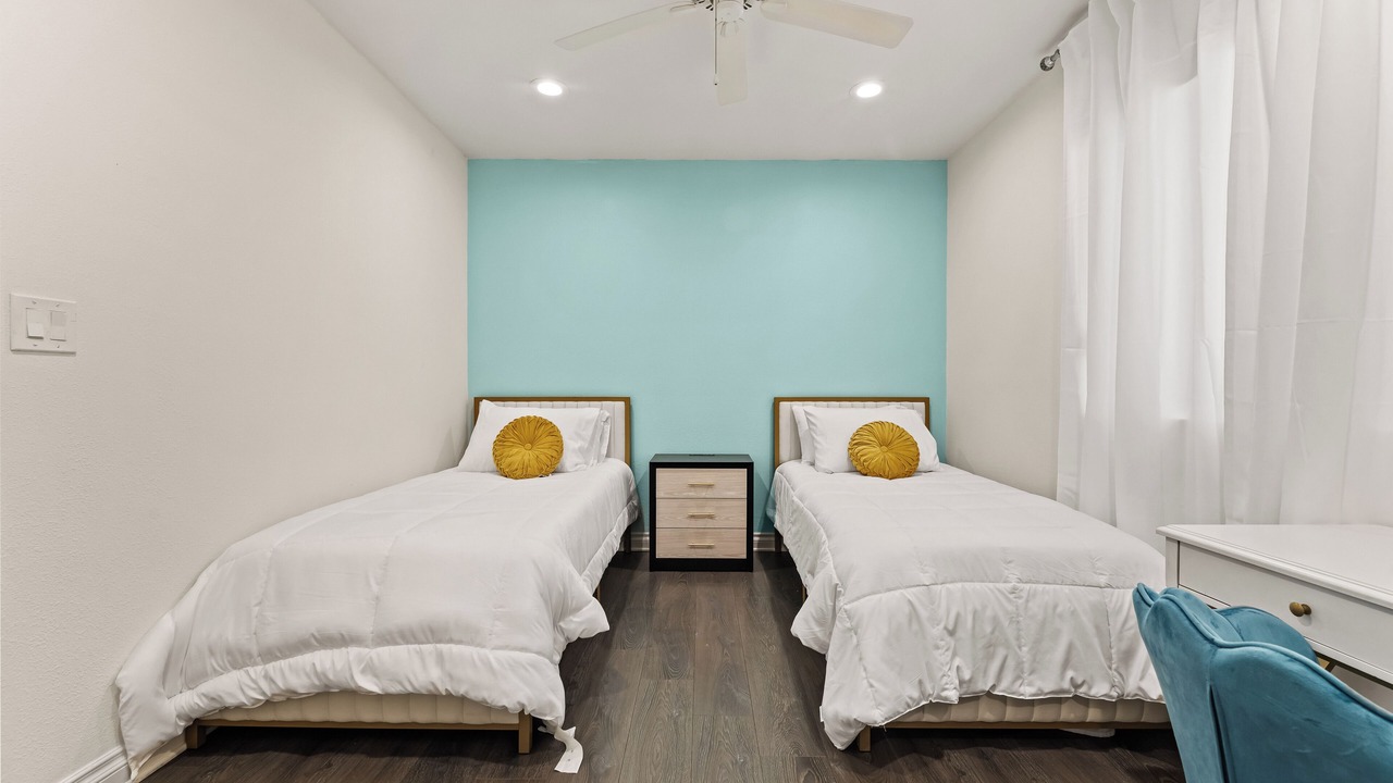 Photo of Bedroom in Los Angeles