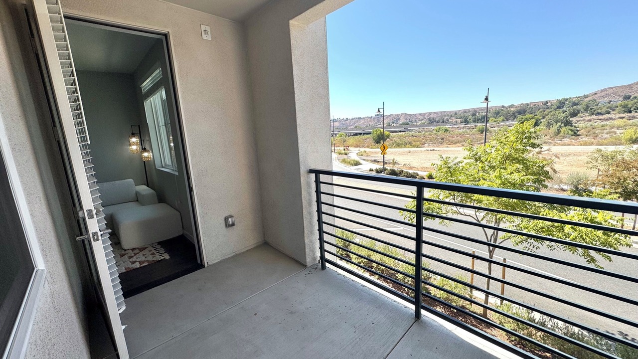 Photo of Patio Balcony in Canyon Country
