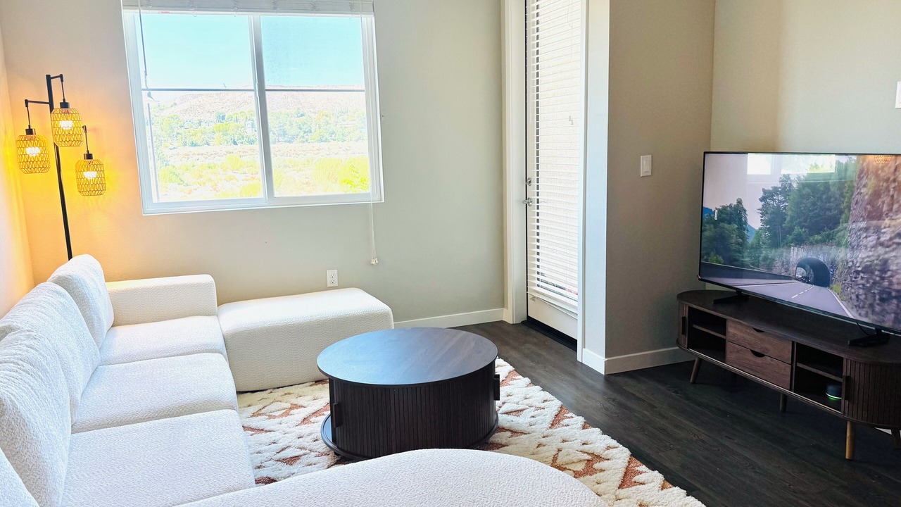 Photo of Livingroom in Canyon Country