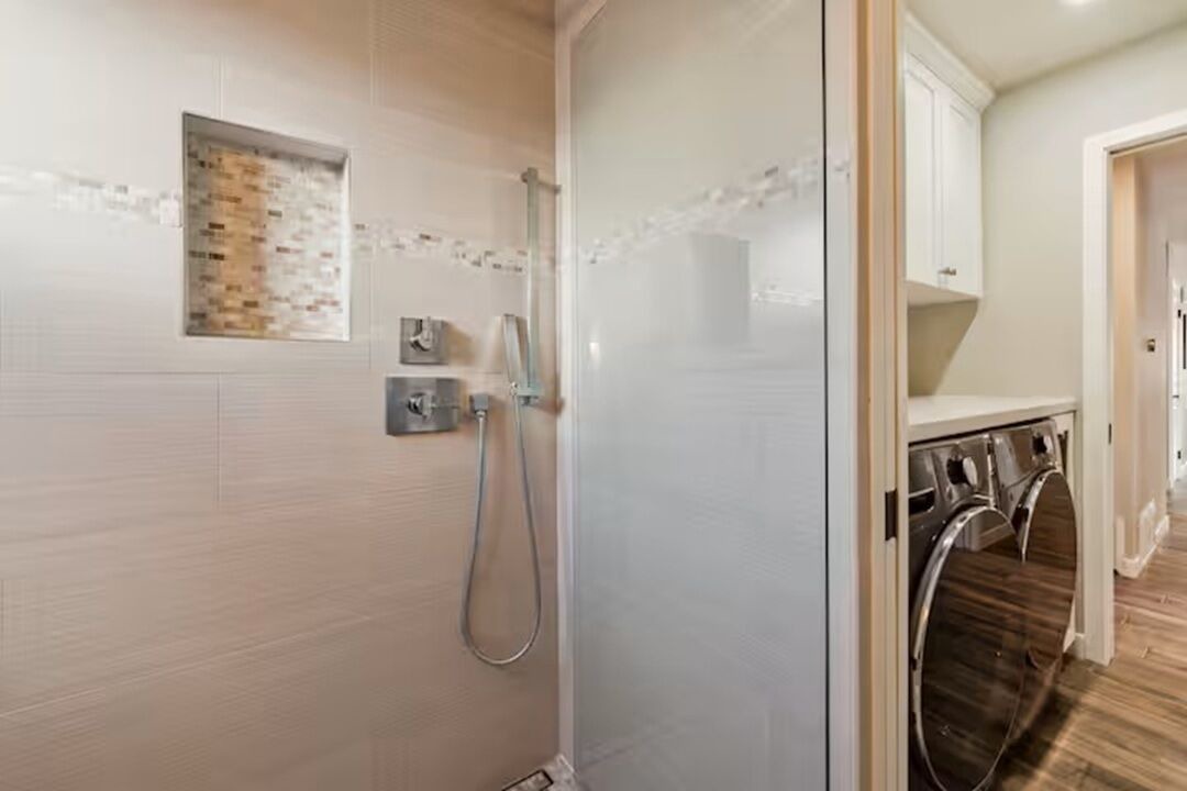 Photo of Bathroom in Thousand Oaks