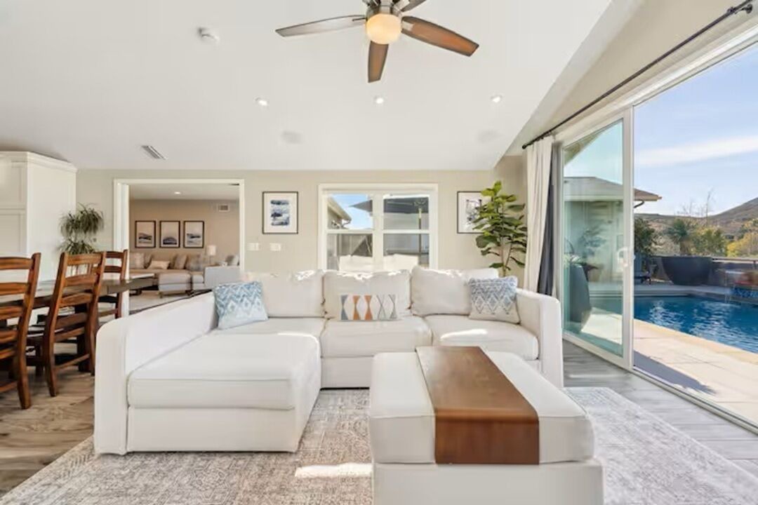 Photo of Livingroom in Thousand Oaks