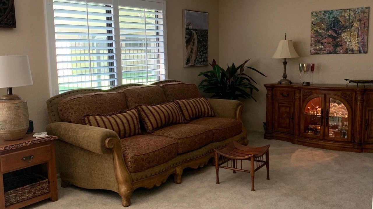 Photo of Livingroom in Palmdale