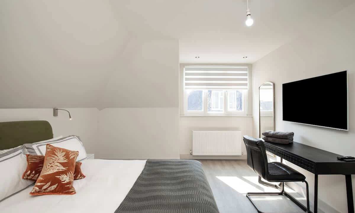 Photo of Bedroom in Golders Green
