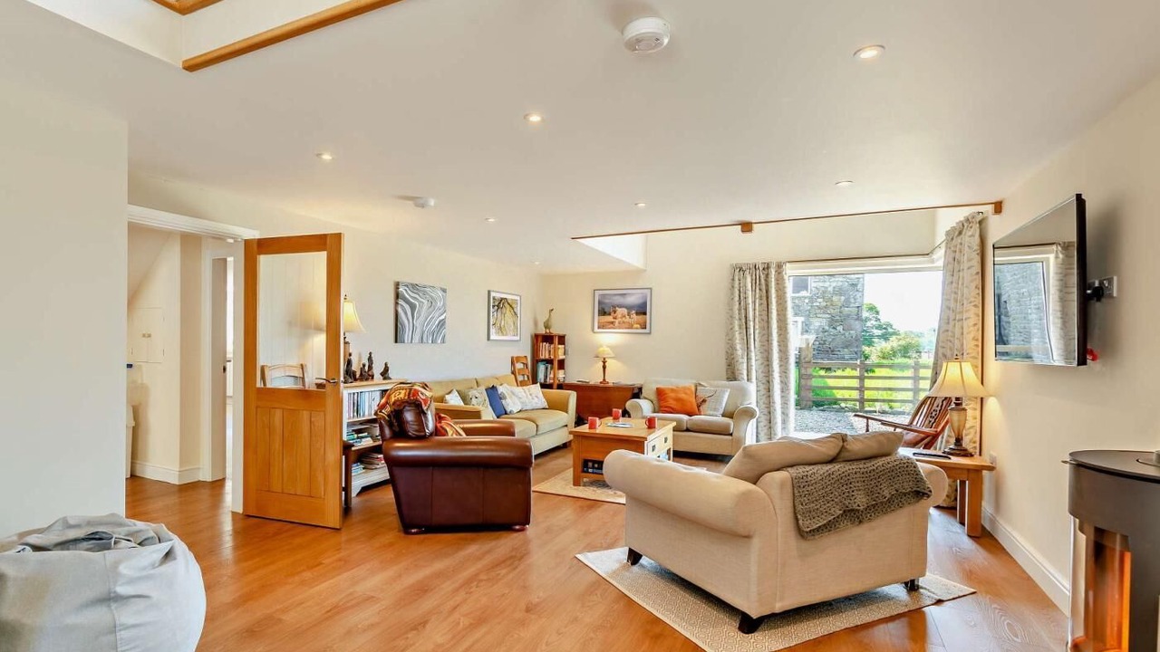 Photo of Livingroom in Nether Burrow
