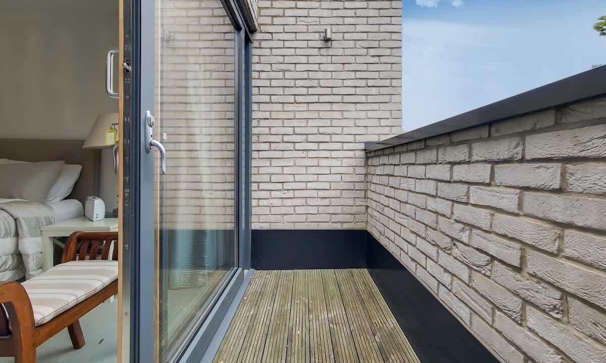Photo of Patio Balcony in Ravenscourt Park