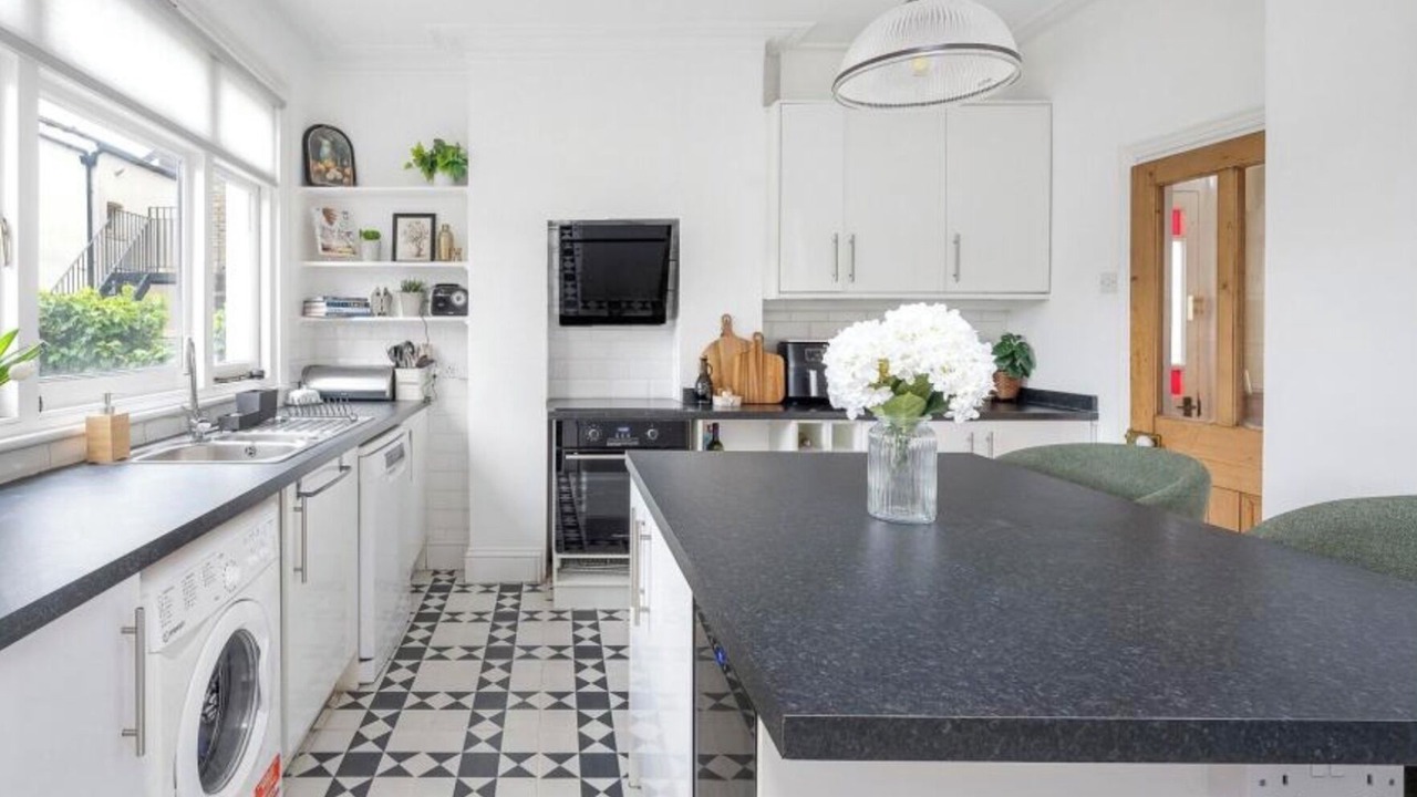 Photo of Kitchen in Southfields
