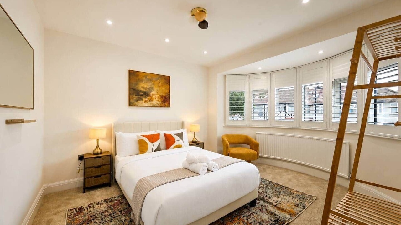 Photo of Bedroom in London Borough of Ealing