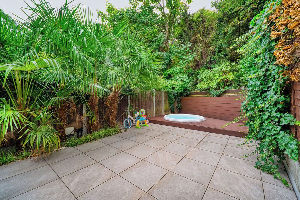 Photo of Patio Balcony in Plaistow South