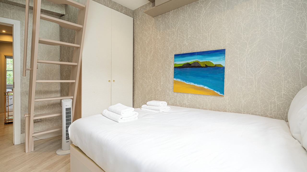 Photo of Bedroom in Pimlico