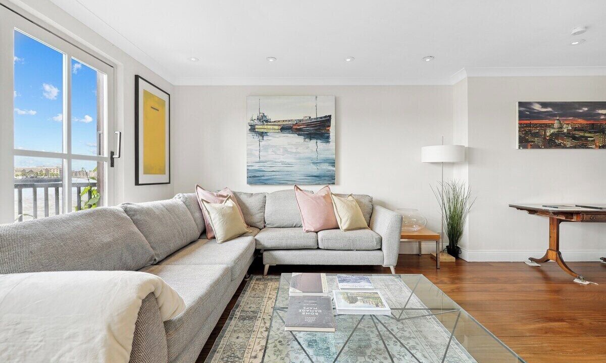 Photo of Livingroom in Limehouse