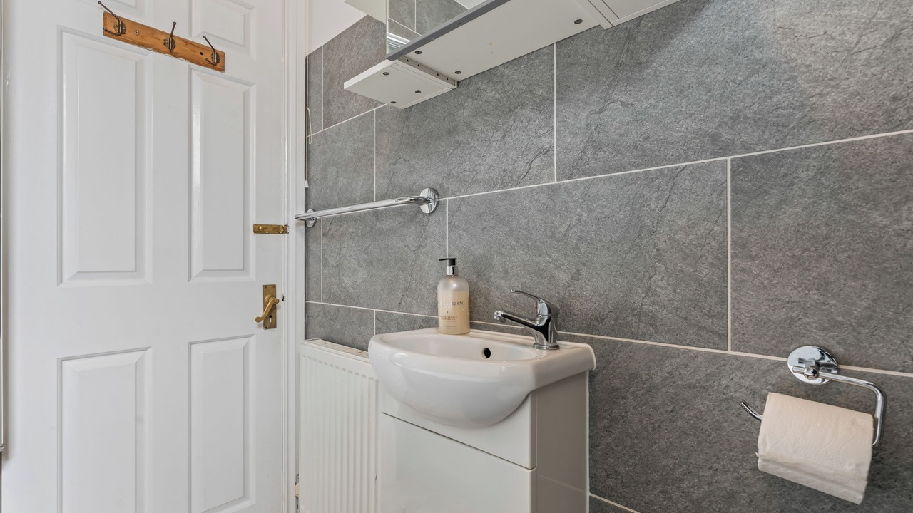 Photo of Bathroom in Camden Town with Primrose Hill