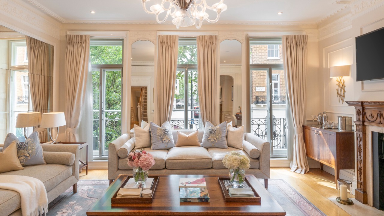 Photo of Bedroom in Mayfair