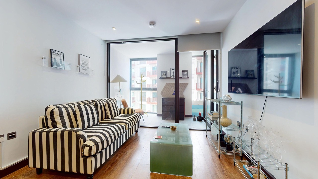 Photo of Livingroom in Peninsula