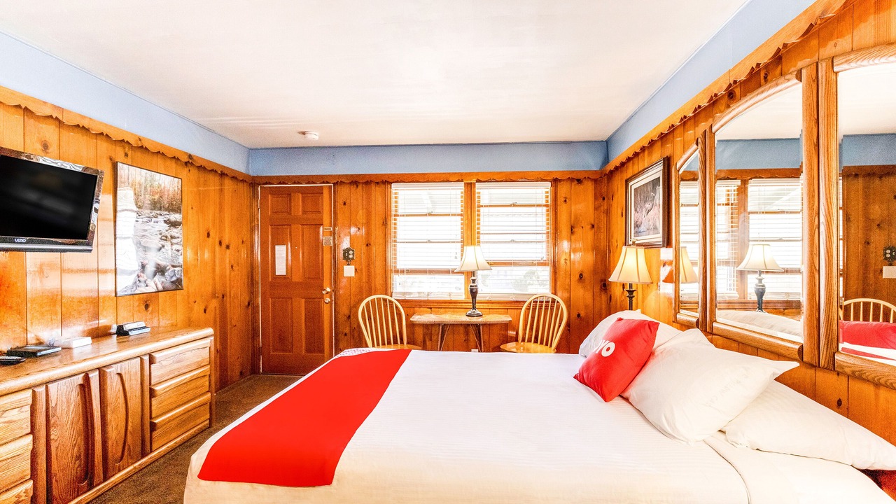 Photo of Bedroom in Kernville