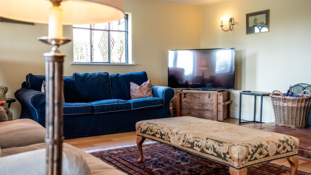 Photo of Livingroom in Forthampton