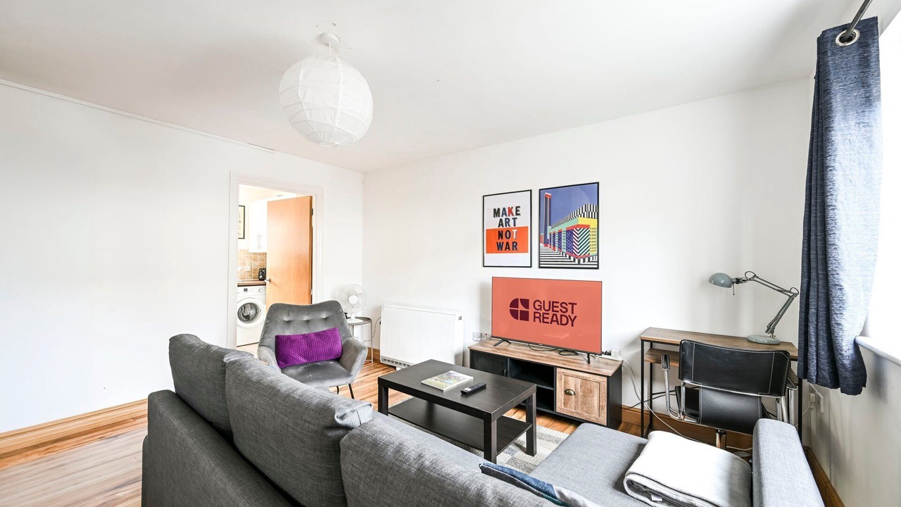 Photo of Livingroom in Custom House