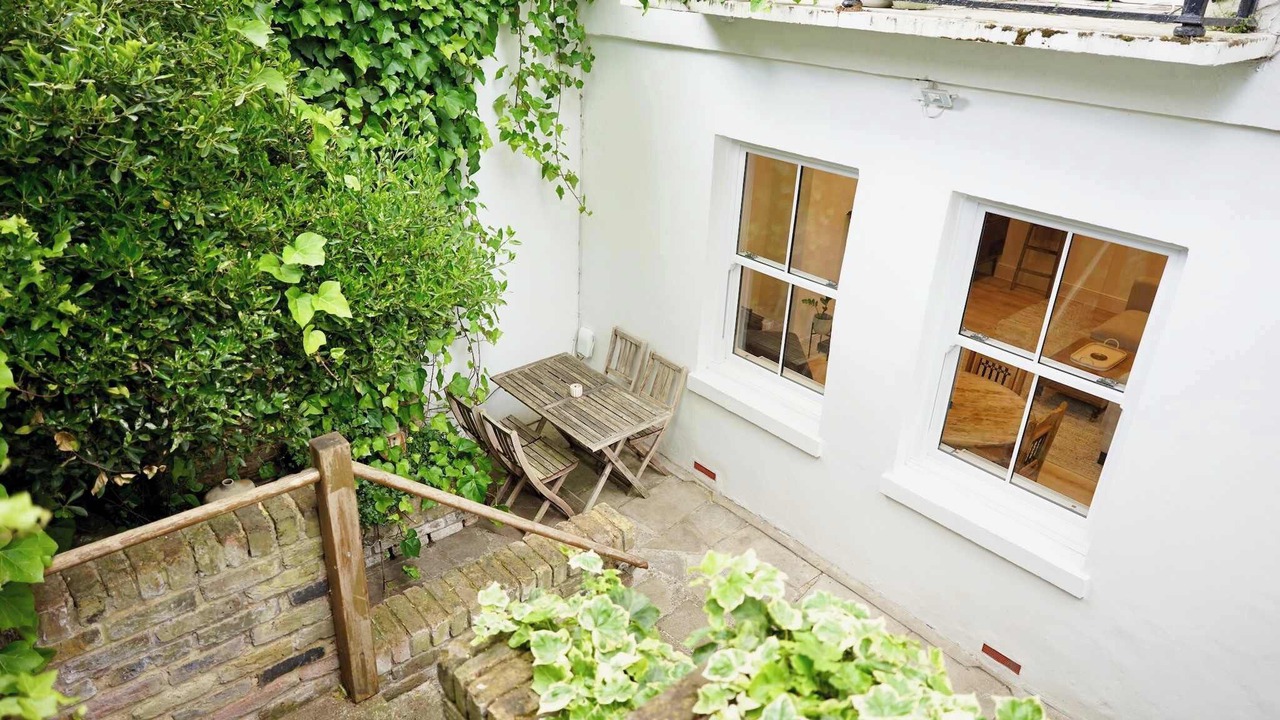 Photo of Outdoor in Charlton