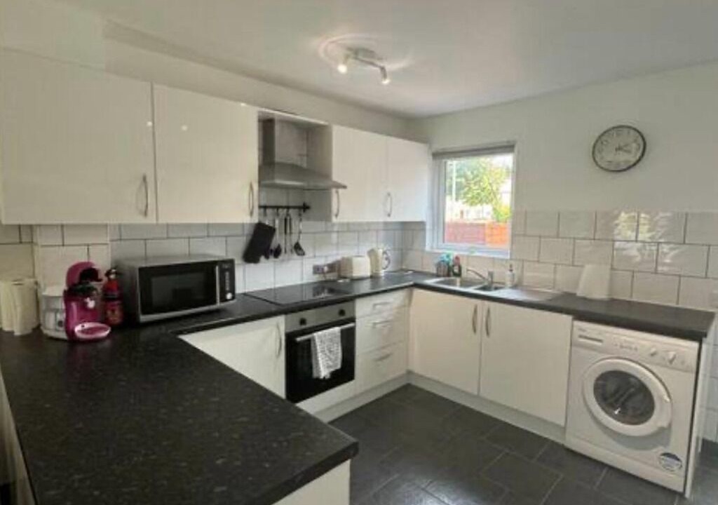 Photo of Kitchen in Newham