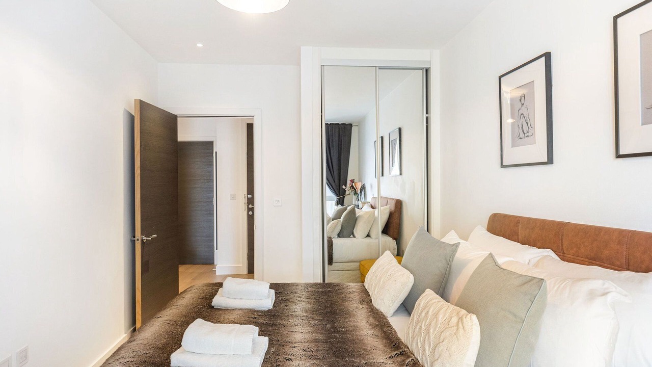 Photo of Bedroom in Queen's Park