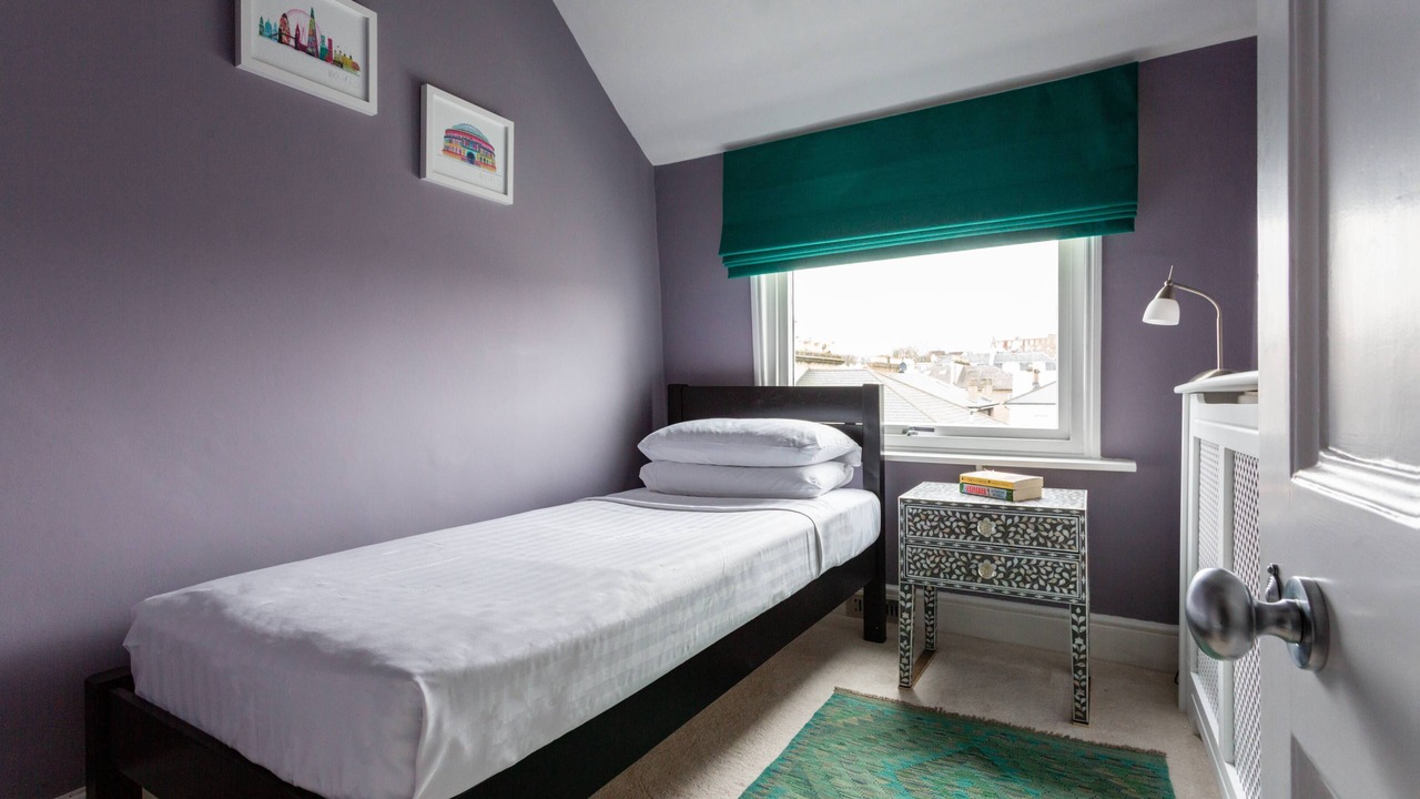 Photo of Bedroom in Royal Borough of Kensington and Chelsea