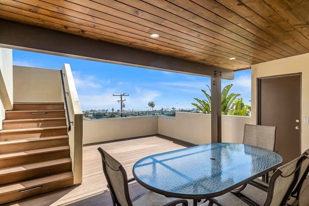 Photo of Outdoor in Ventura
