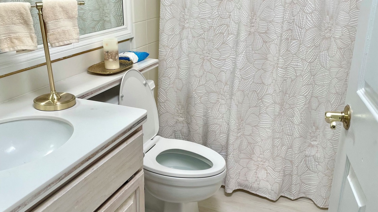 Photo of Bathroom in Ocean Hills