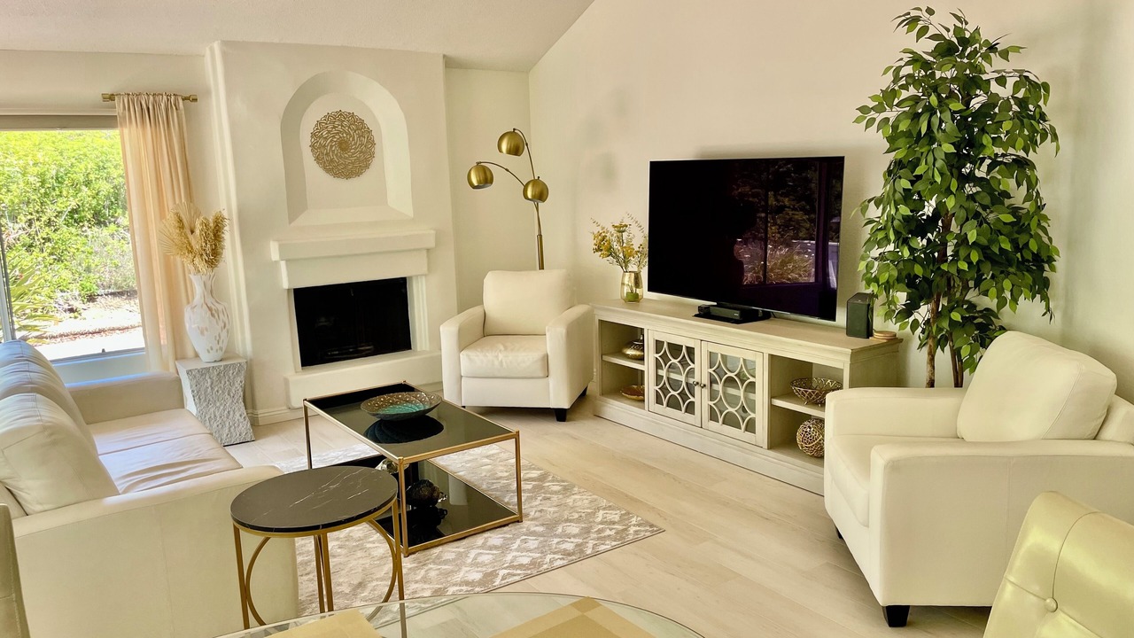 Photo of Livingroom in Ocean Hills