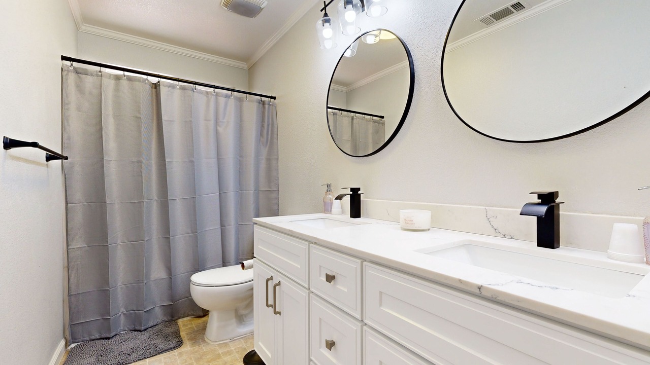 Photo of Bathroom in Copperopolis