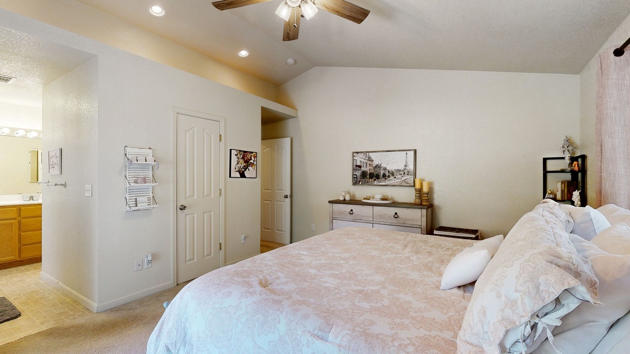 Photo of Bedroom in Copperopolis