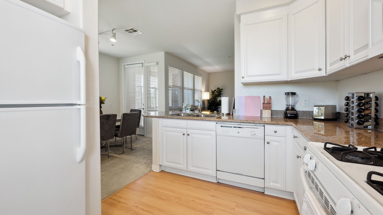 Photo of Kitchen in Anaheim Resort