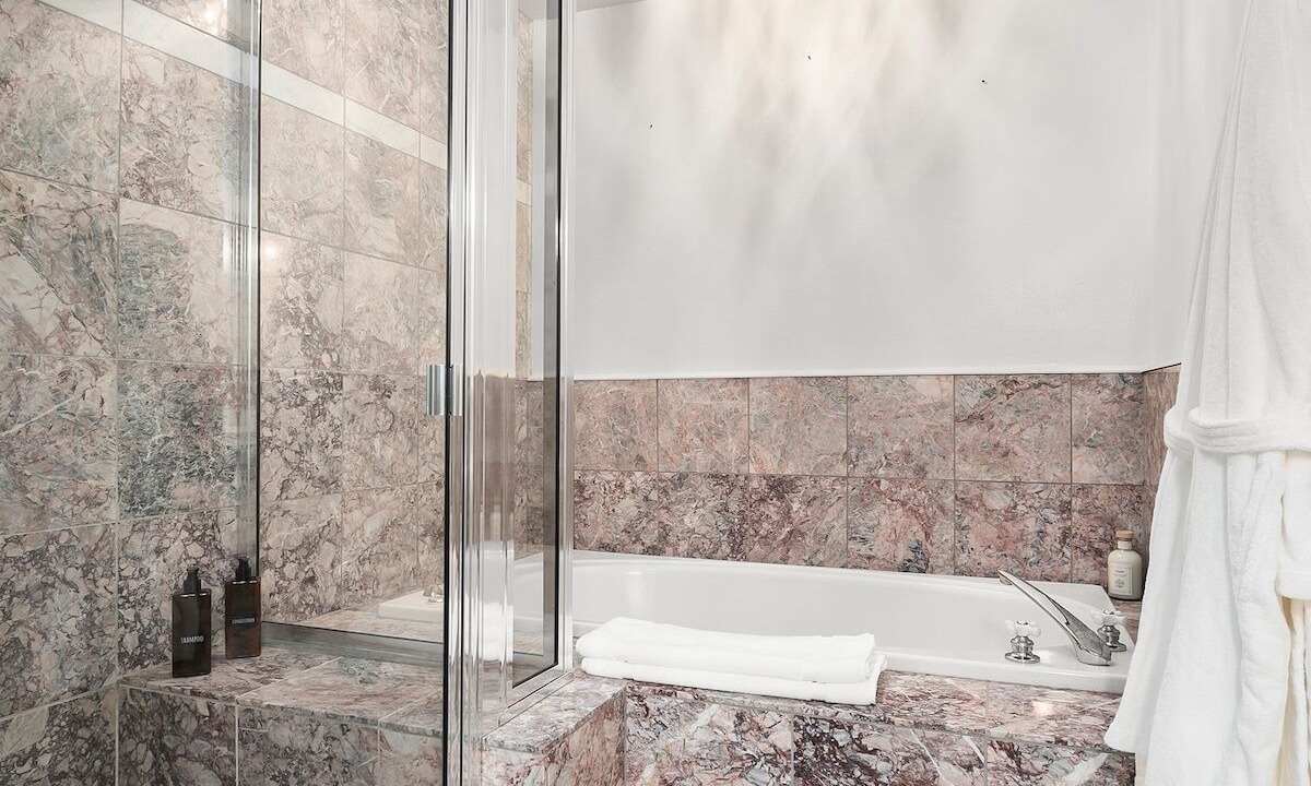 Photo of Bathroom in Wrightwood