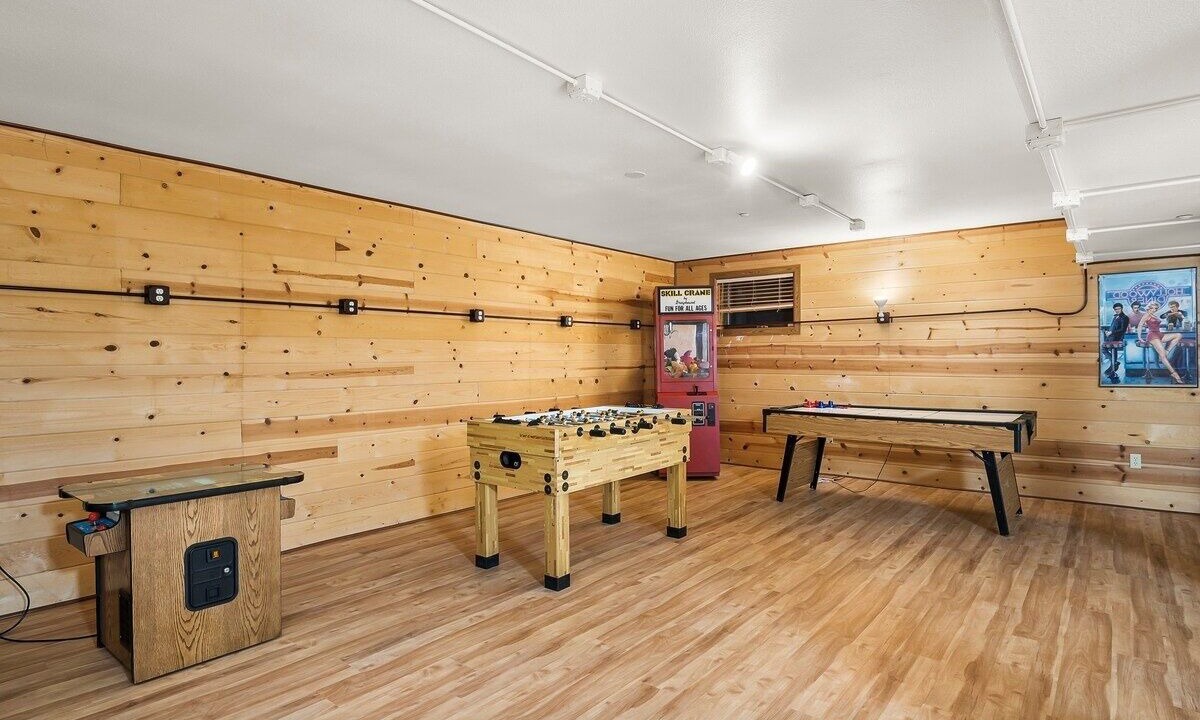 Photo of Bedroom in Wrightwood