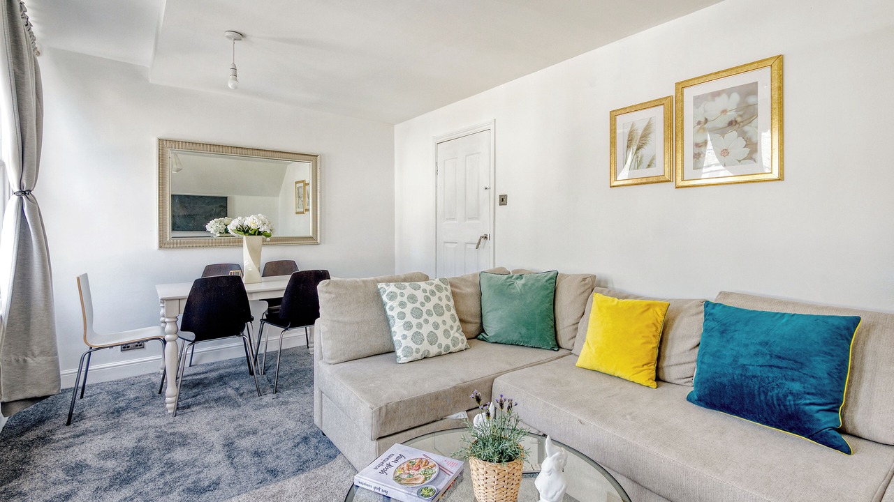 Photo of Livingroom in St. Mary's Park