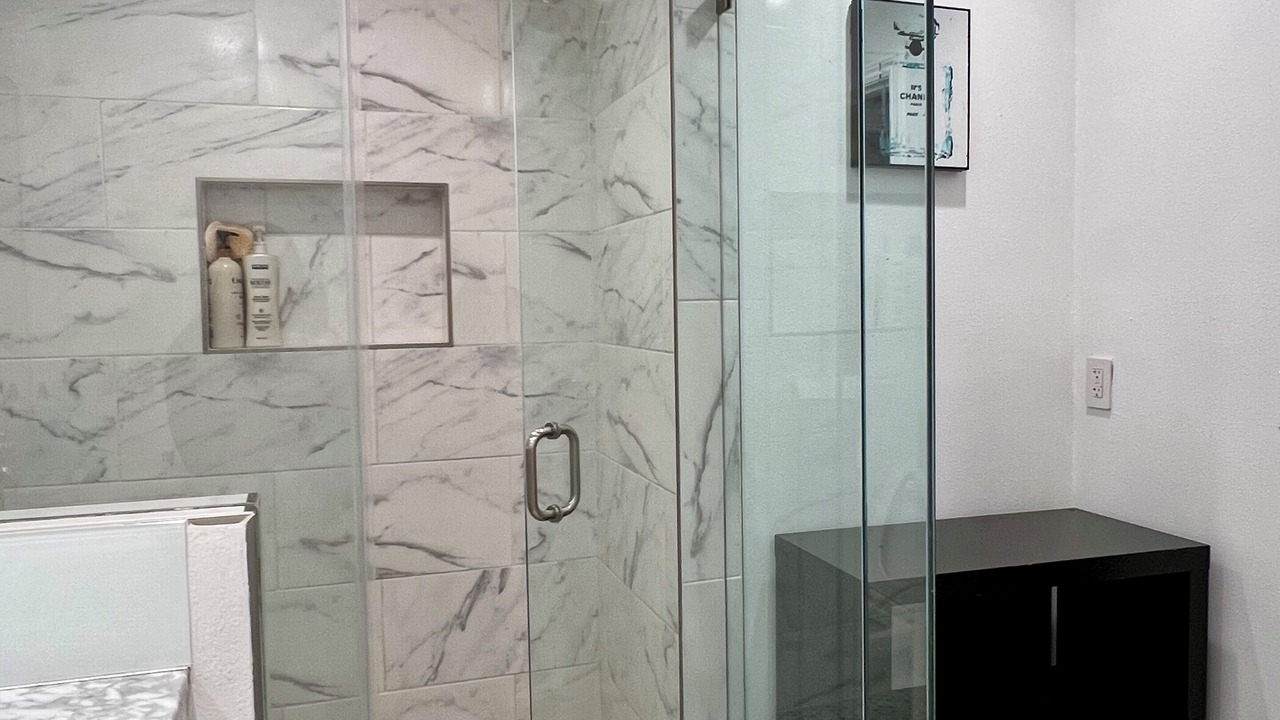 Photo of Bathroom in Reseda