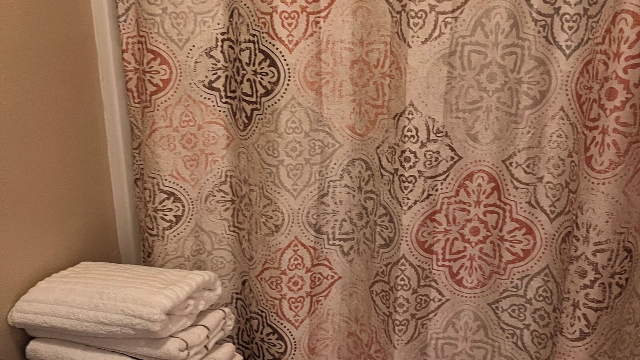 Photo of Bathroom in Downtown Riverside