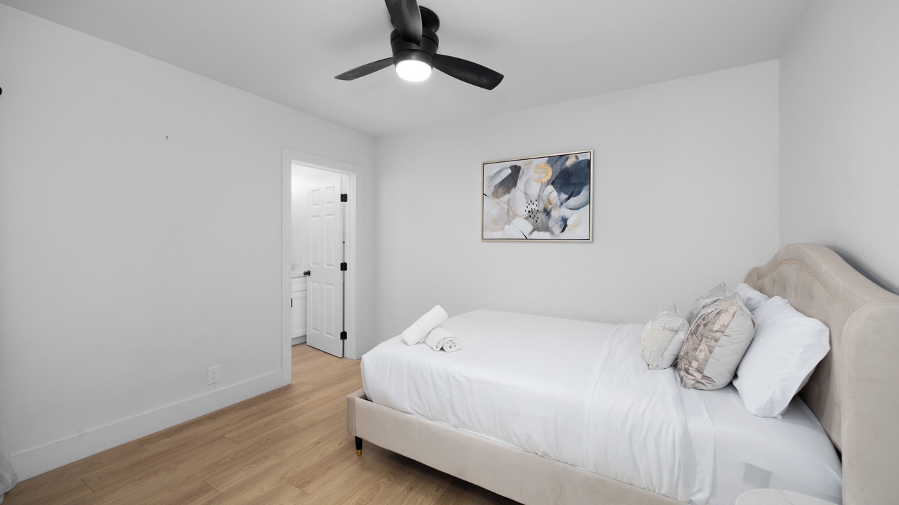 Photo of Bedroom in Fullerton