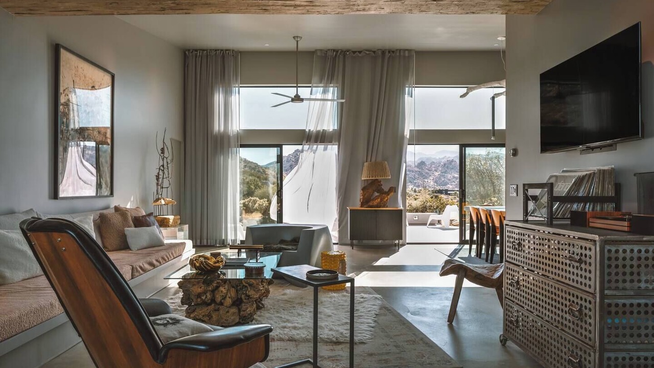 Photo of Livingroom in Pioneertown