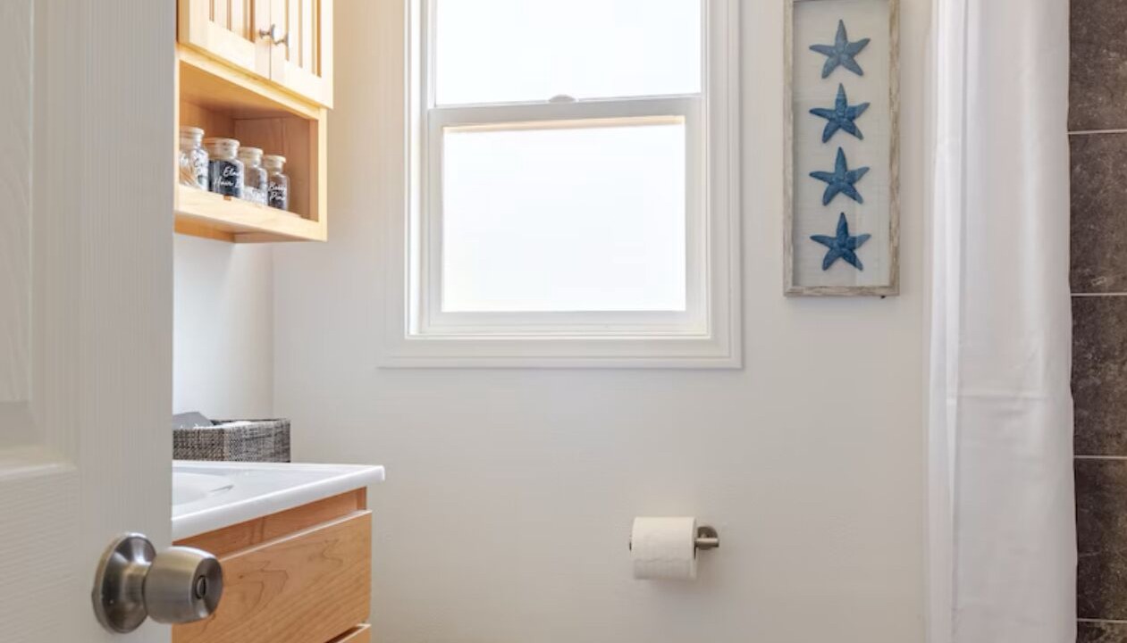 Photo of Bathroom in Clairemont Mesa West
